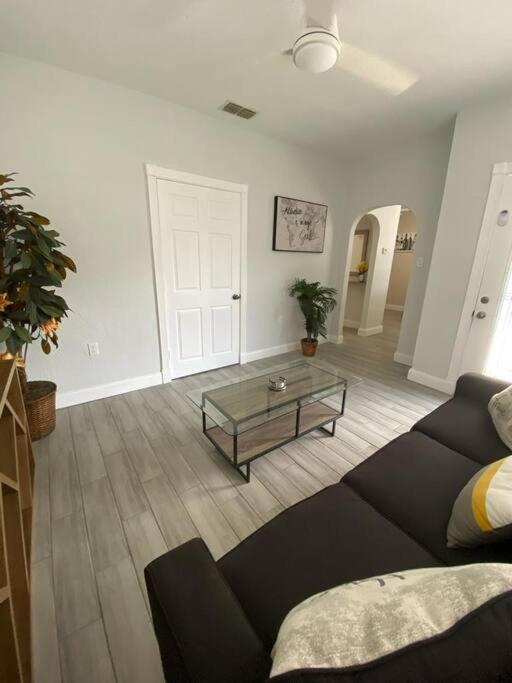 Beautiful Apartment In Tampa-A Buitenkant foto
